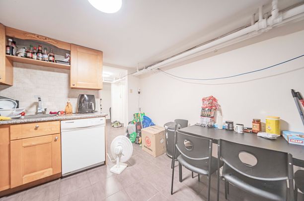 For Lease - 65 Spadina Road, Toronto, Ontario - Photo 1