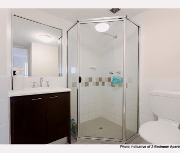 2 Bedroom / 2 Bathroom Apartment (Rent a Room) - Photo 2