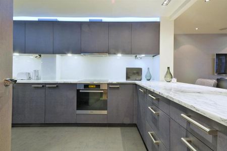 3 bedroom flat to rent - Photo 5