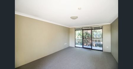 Stylish Apartment Offering Comfort, Space & Lifestyle Appeal - Photo 3