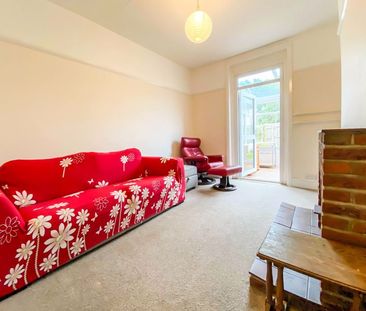 Ensbury Avenue, Bournemouth - Photo 5