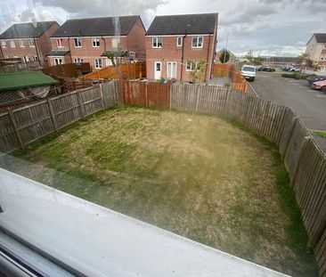 4 Bed Detached House, Inverlochy Crescent, G33 - Photo 3