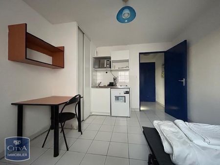 Location Appartement 1 pièce 16m² AVIGNON 84000 - Photo 2