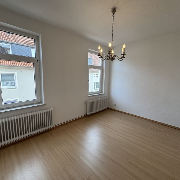Großzügige 4-Zimmer-Wohnung mit ca. 100 m² – ruhig wohnen & stadtnah in Wilhelmshaven-Bant - Photo 1