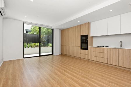 Welcome to "KOI Apartments" Northmead - Photo 3