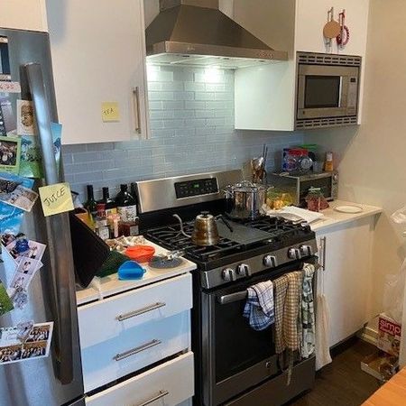 For Lease - 1496 Queen Street Unit# 201, Toronto, Ontario - Photo 3