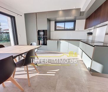 Location Maison 4 pièces 111m² CAGNES SUR MER 06800 - Photo 3