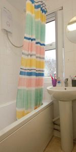 3 bedroom house share to rent - Photo 4