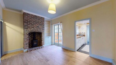 2 bedroom terraced house to rent - Photo 2