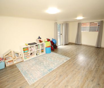 ENTERTAINERS HOUSE WITH A TEENAGERS RETREAT! - Photo 5