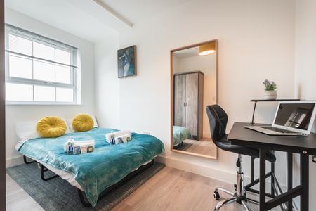 2 Bed Flat, Atlantic Mansions, SO14 - Photo 5