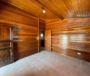 Casa com 2 quartos e 82m² para alugar em Carianos, Florianópolis. - Foto 1
