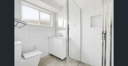 Spacious Family Home in a Convenient Edensor Park Location - Photo 4