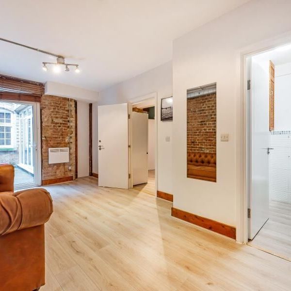 3 Bedroom Apartment To Let - Photo 1