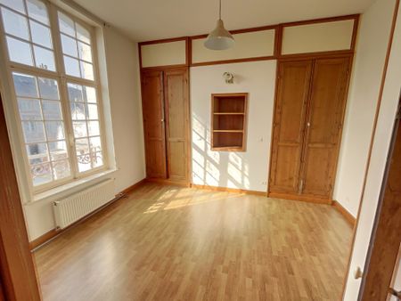 Location Appartement 3 pièces 80m² ABBEVILLE 80100 - Photo 2