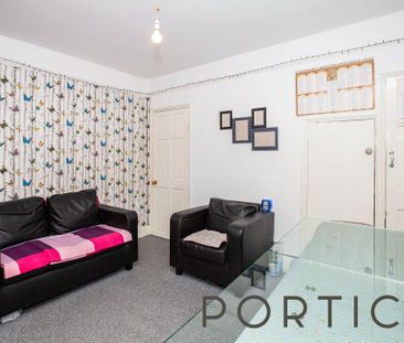 2 bedroom terraced house to rent - Photo 2
