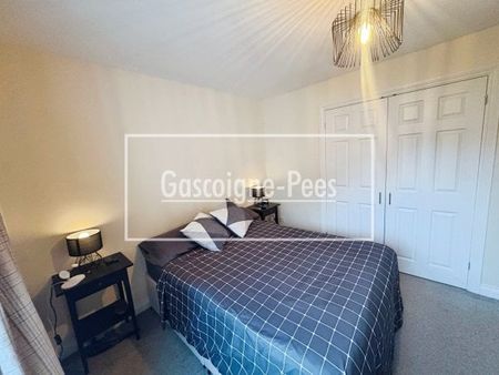 Marlborough Road, Woking, GU21 - Photo 4