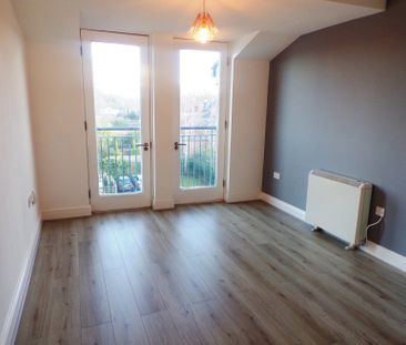 1 bedroom apartment to rent - Photo 2