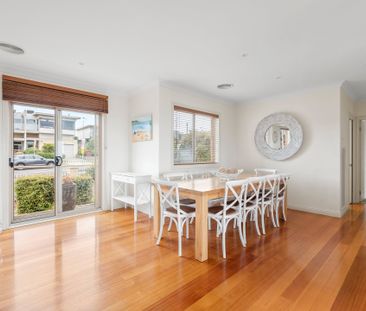 Spacious Home with Ocean Views - Photo 6