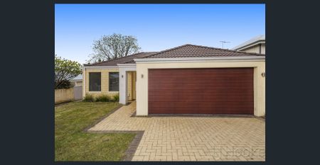 Large Family Home In Fantasic Location - Photo 3