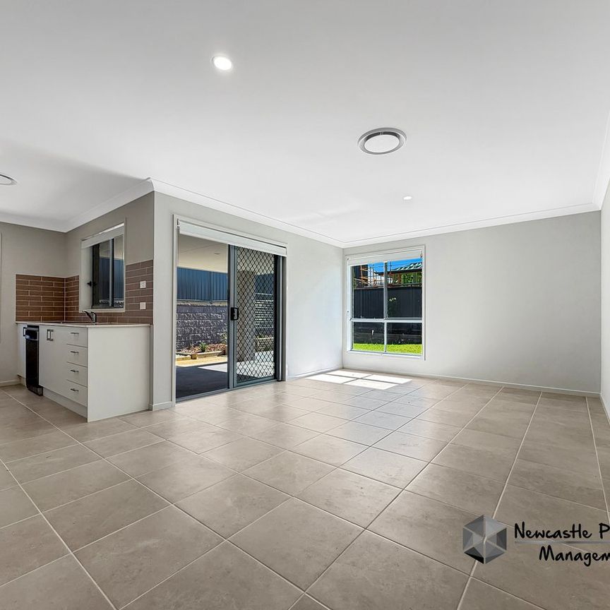 30 Cosby View, Edgeworth - Photo 1