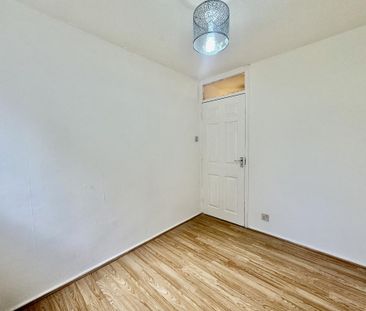4 bedroom terraced house to rent - Photo 6