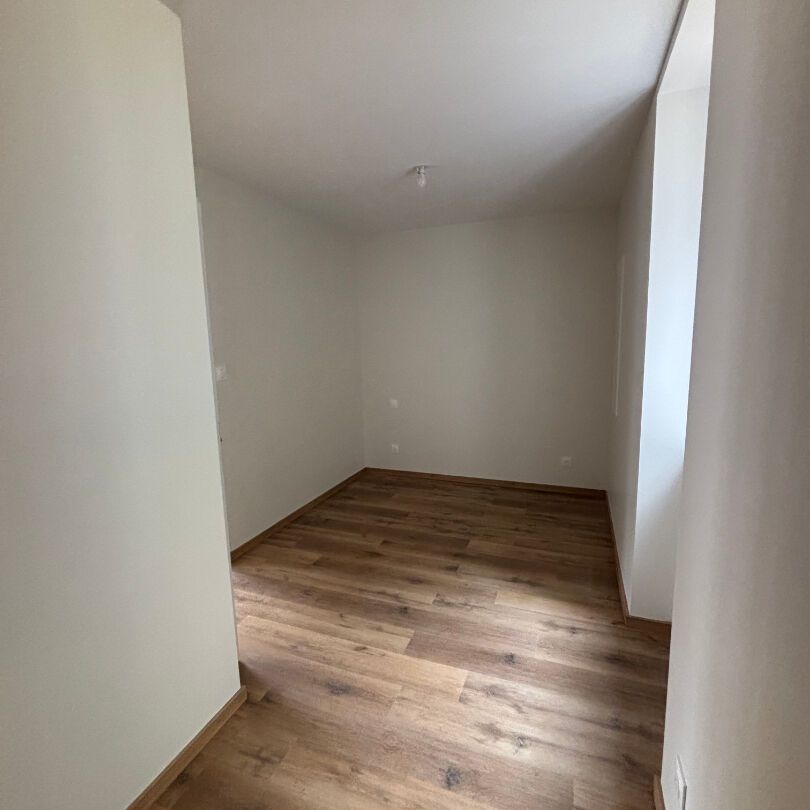 Appartement Le Creusot 2 pièce(s) 32.73 m2 - Photo 1