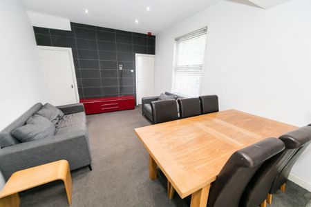 Archery Road, Hyde Park, Leeds - Photo 2