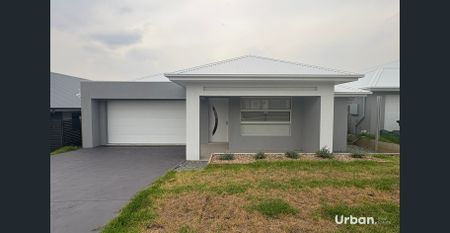 Four Bedroom Home in Huntlee for Lease! - Photo 2