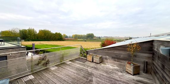 appartement met 2 slpk en autostaanplaats nabij centrum - Photo 2