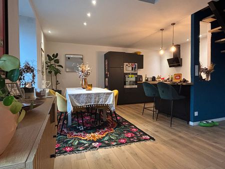 Location Appartement 4 pièces 117m² - Photo 4