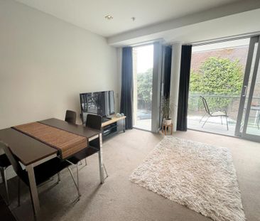 Suburb Central Wellington Apartment Living - Photo 3