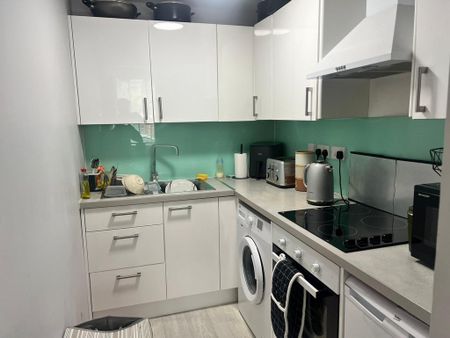 1 bedroom flat to rent - Photo 3