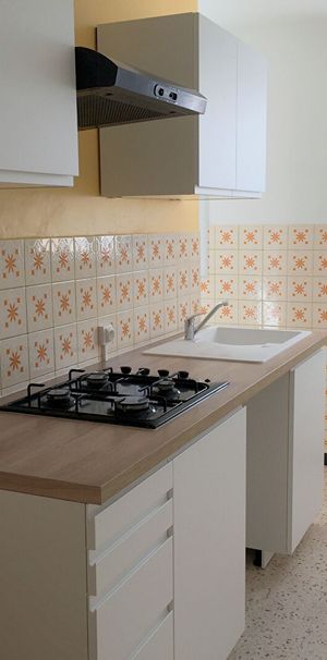 Location Appartement 3 pièces 62m² - Photo 1