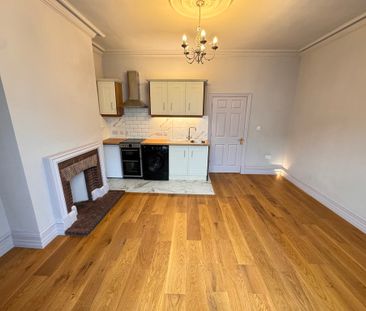 Clark Road, Tettenhall, Wolverhampton - Photo 4