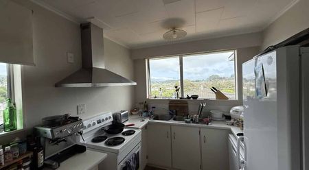 126B Broderick Road, Johnsonville, Wellington City - Photo 5