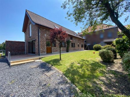 Maison plain-pied avec garage et jardin - Foto 2