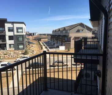 UNIVERSITY PARK ESTATES - Photo 1
