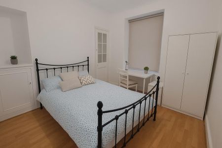 1 bedroom in a house share to rent - Photo 4