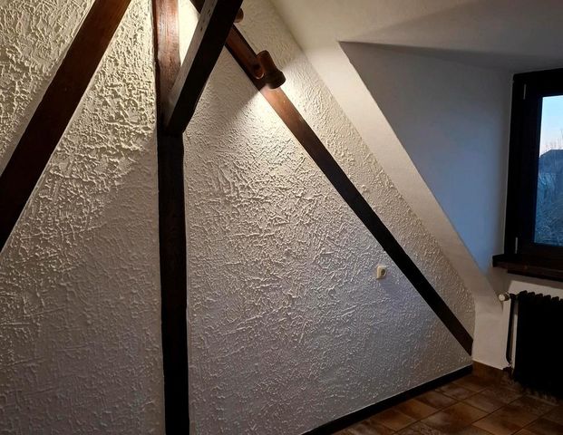 2 Zimmer Dachgeschoss KDB 40qm + kompletter Spitzboden - Photo 1