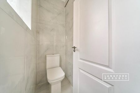 1 bedroom in a house share to rent - Photo 2