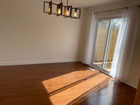 For Lease - 7 Barnwell Drive, Toronto, Ontario - Photo 2
