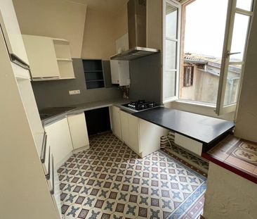 Location Appartement 4 pièces 109m² MACON 71000 - Photo 4