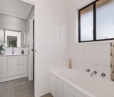 Spacious Family Living in the Heart of Quakers Hill - Photo 1