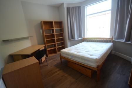 Carill Drive, Fallowfield, Manchester, M14 - Photo 4