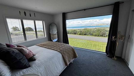 Christmas by the Beach - Photo 3