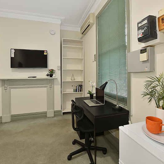 Room 3 (Non Ensuite) - Photo 1