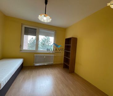 Prenájom 3 izbový byt vo výbornej časti Galanty - Photo 4