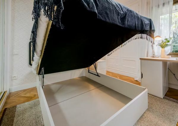 Calle Berna, Pozuelo de Alarcón, Community of Madrid 28224