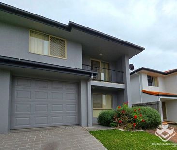 Quiet Complex, Pool & A/C - Photo 2